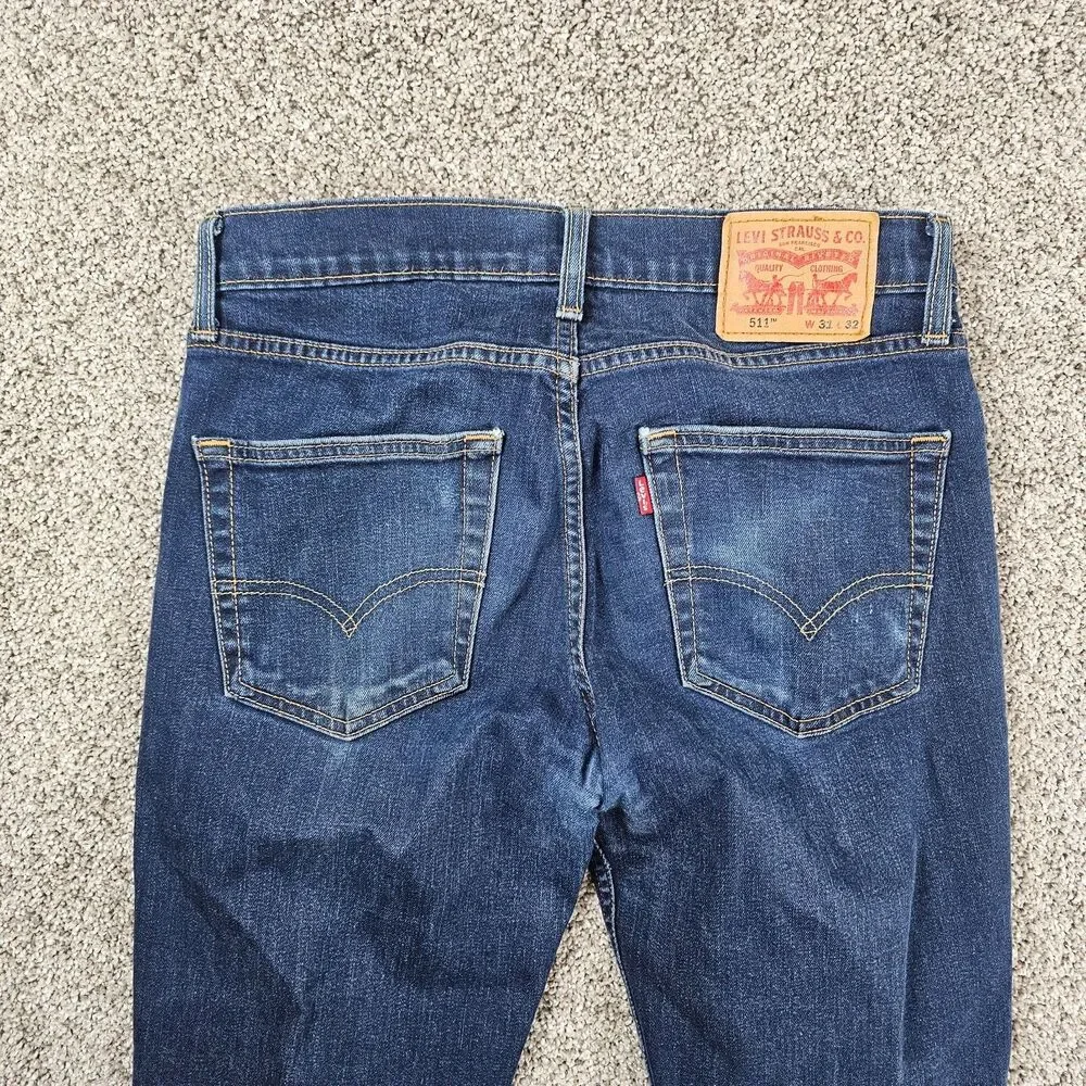 Levis ** this